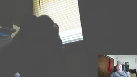 Snapshot of thickcock4u1105 chatting on 04/11/26, 06:12 thickcock4u1105 online show from 04/11/26, 06:12