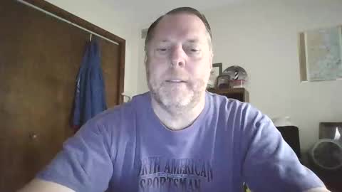 Snapshot of thickcock4u1105 chatting on 05/09/26, 05:29 thickcock4u1105 online show from 05/09/26, 05:29