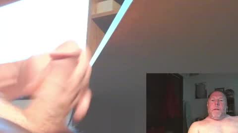 thickcock4u1105 online show from 06/08/26, 11:43