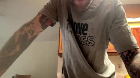 Snapshot of thickcockcali chatting on 02/13/25, 05:33 CaliLove916 online show from 02/13/25, 05:33