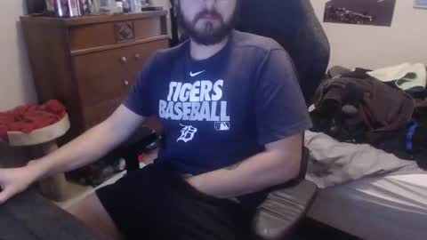 Snapshot of thickgarrett chatting on 12/15/24, 08:04 thickgarrett online show from 12/15/24, 08:04
