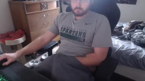 Snapshot of thickgarrett chatting on 02/13/25, 05:33 thickgarrett online show from 02/13/25, 05:33