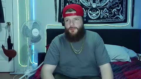 Snapshot of thickhandsomeman chatting on 12/11/24, 08:07 ThickHandsomeMan online show from 12/11/24, 08:07