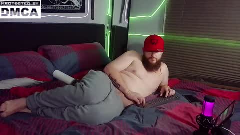 Snapshot of thickhandsomeman chatting on 01/09/25, 02:01 ThickHandsomeMan online show from 01/09/25, 02:01