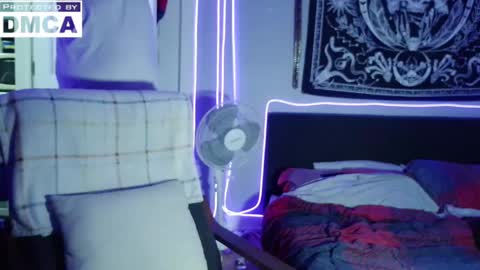 Snapshot of thickhandsomeman chatting on 01/14/25, 02:29 ThickHandsomeMan online show from 01/14/25, 02:29