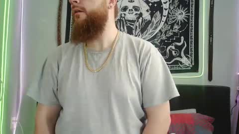 Snapshot of thickhandsomeman chatting on 01/17/25, 04:57 ThickHandsomeMan online show from 01/17/25, 04:57