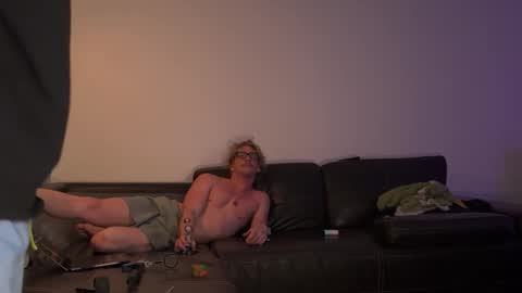 Snapshot of thickissippi chatting on 03/04/26, 05:13 RhydonMyRock online show from 03/04/26, 05:13