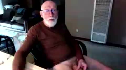 Snapshot of thickmorninwood chatting on 06/18/26, 01:59 thickmorninwood online show from 06/18/26, 01:59