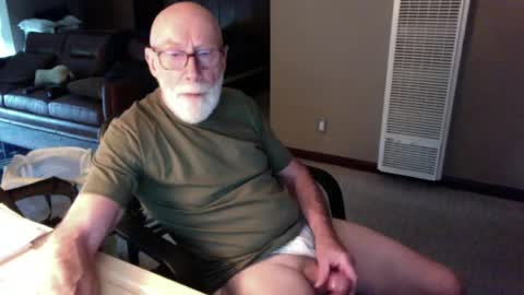 Snapshot of thickmorninwood chatting on 07/17/26, 02:56 thickmorninwood online show from 07/17/26, 02:56