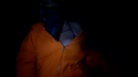 Snapshot of thickndpretty chatting on 12/01/25, 04:17 Thickndpretty online show from 12/01/25, 04:17