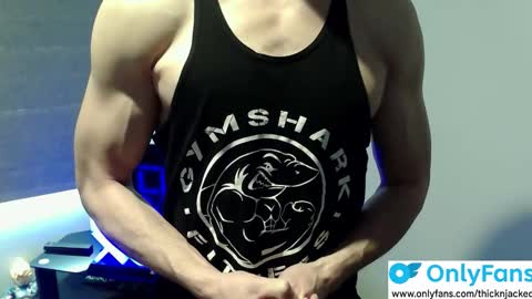 Snapshot of thicknjacked chatting on 09/18/25, 08:22 Thick AND Jacked online show from 09/18/25, 08:22