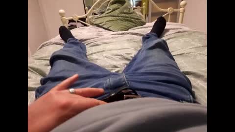 thicksingarters online show from 12/02/25, 08:04