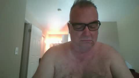 Snapshot of thickwhiteload chatting on 05/05/26, 07:11 thickwhiteload online show from 05/05/26, 07:11
