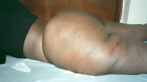 thickybabe_05 online show from 01/25/25, 09:04