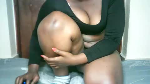 thickybabe_05 online show from 02/06/25, 05:57