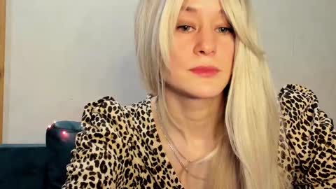 thief_of_hearts_ online show from 02/25/25, 12:47