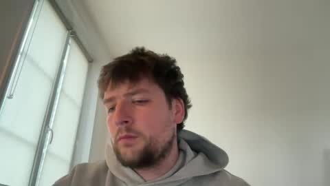 Snapshot of thierrylumiere chatting on 02/15/26, 11:52 thierrylumiere online show from 02/15/26, 11:52