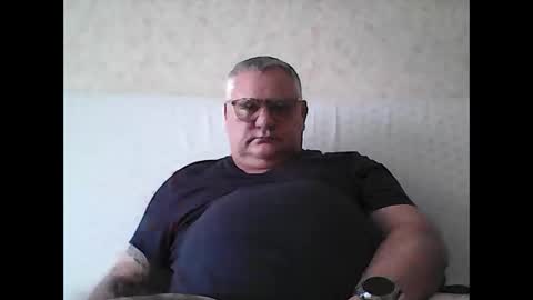 Thierrysymp online show from 10/21/25, 03:57
