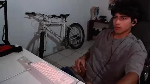 thieves_us online show from 10/21/25, 05:52