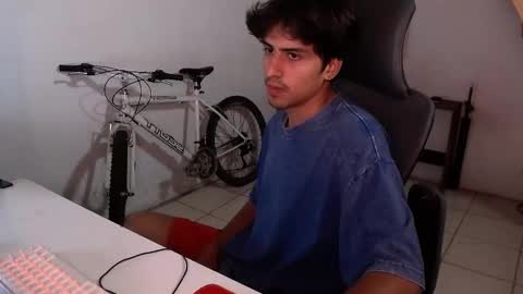 thieves_us online show from 10/25/25, 10:37