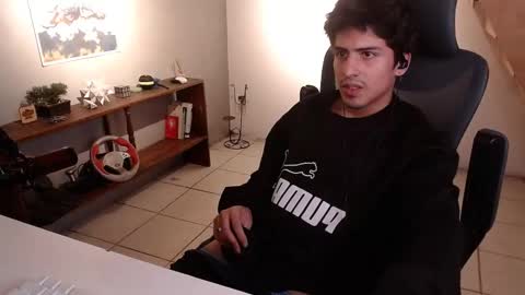 Snapshot of thieves_us chatting on 02/11/26, 02:27 thieves_us online show from 02/11/26, 02:27