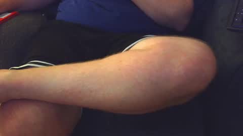 Snapshot of thighguy30 chatting on 10/09/25, 11:47 Demonhuntr online show from 10/09/25, 11:47