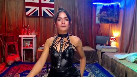 Snapshot of thightanix chatting on 01/24/25, 01:36 Ashley online show from 01/24/25, 01:36