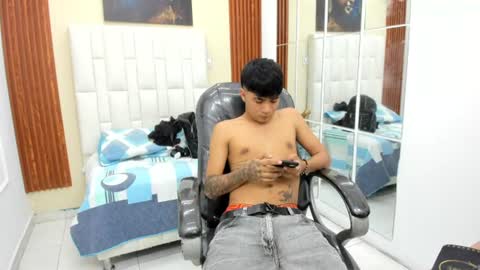 Snapshot of thiiago_collins chatting on 06/26/26, 08:35 THIAGO COLLINS online show from 06/26/26, 08:35
