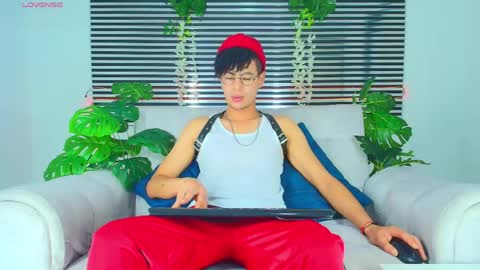 Thiago Saenzz online show from 04/16/26, 02:45