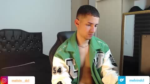 Snapshot of thin_tommy11 chatting on 12/29/24, 10:25 thin_tommy11 online show from 12/29/24, 10:25