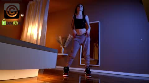 Lilly online show from 03/11/26, 02:56