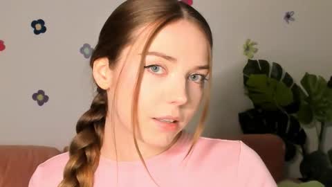 Amelia  shows on mondays fridays and sundays  if anything changes im giving updates on my fansly  online show from 02/27/26, 02:17