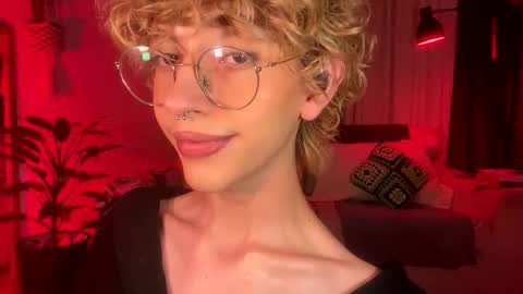 Damiano online show from 04/25/26, 07:22