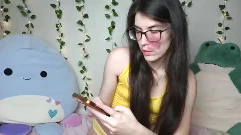 thistlefernsby online show from 03/24/26, 01:10