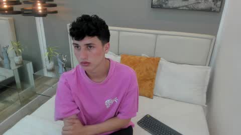 Thom online show from 04/02/26, 11:30