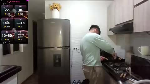 thom_ohtani online show from 02/06/26, 02:53