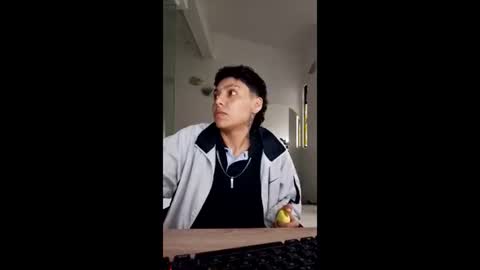 thomas27f online show from 11/25/25, 10:21