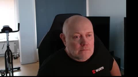 Snapshot of thomas315627 chatting on 03/02/26, 04:47 thomas315627 online show from 03/02/26, 04:47