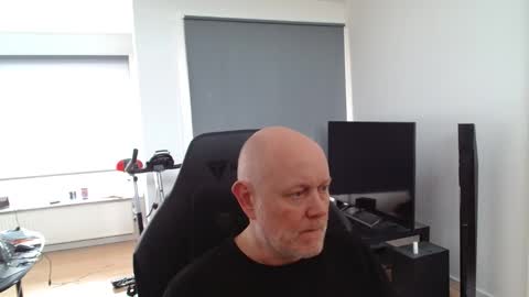 thomas315627 online show from 05/17/26, 03:08