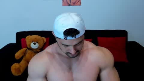 Thomas Brandon online show from 03/01/25, 05:09