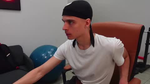 THOMAS BRONS online show from 06/28/26, 05:35