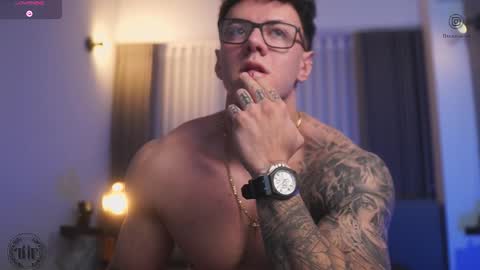 Thomas Falcon online show from 10/26/25, 12:38