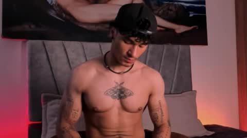 Snapshot of thomas_fit1 chatting on 11/07/25, 05:57 Thomas 3 JUST STAY AND BE MY LAST LOVE online show from 11/07/25, 05:57