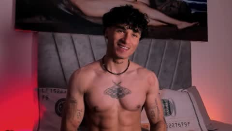 Snapshot of thomas_fit1 chatting on 12/15/25, 03:33 Thomas 3 JUST STAY AND BE MY LAST LOVE online show from 12/15/25, 03:33