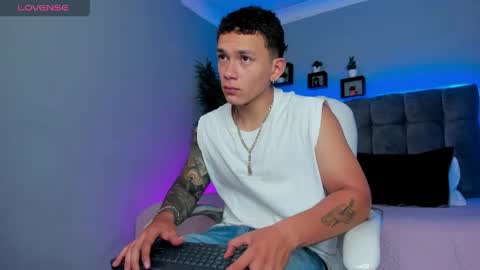 Thomas online show from 04/26/26, 02:37