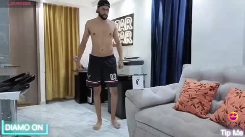 Thomas online show from 09/24/25, 07:39