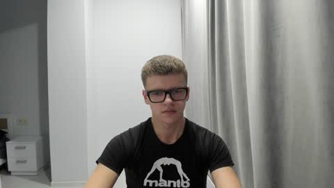 Snapshot of thomas_shelbivip chatting on 12/02/24, 12:09 Tomas online show from 12/02/24, 12:09