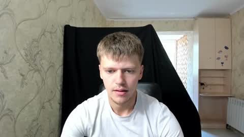 Snapshot of thomas_shelbivip chatting on 09/13/25, 10:15 Tomas online show from 09/13/25, 10:15