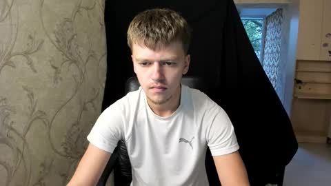 Snapshot of thomas_shelbivip chatting on 09/18/25, 09:11 Tomas online show from 09/18/25, 09:11