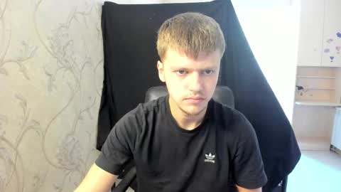 Snapshot of thomas_shelbivip chatting on 09/19/25, 09:11 Tomas online show from 09/19/25, 09:11